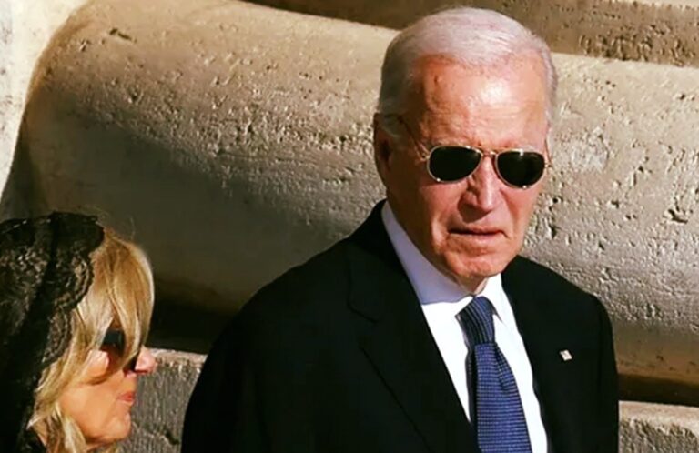 Biden’s Selfie at Pope Francis’ Funeral Sparks Debate: Disrespect or Just Modern Mourning?